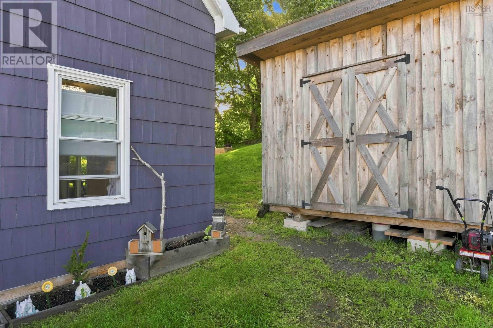 3718 Shore Road photo 26