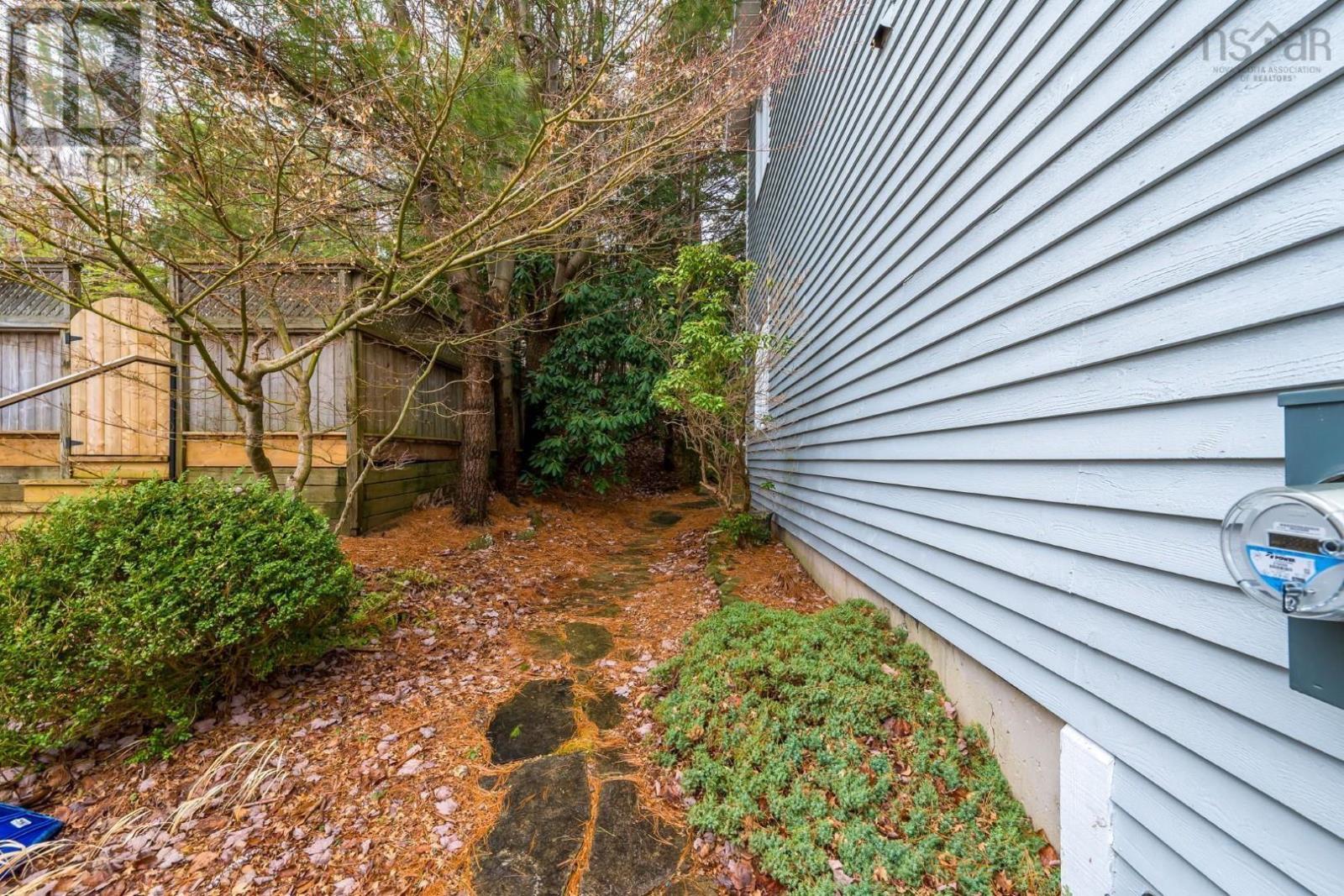 147 Spinnaker Drive photo 40