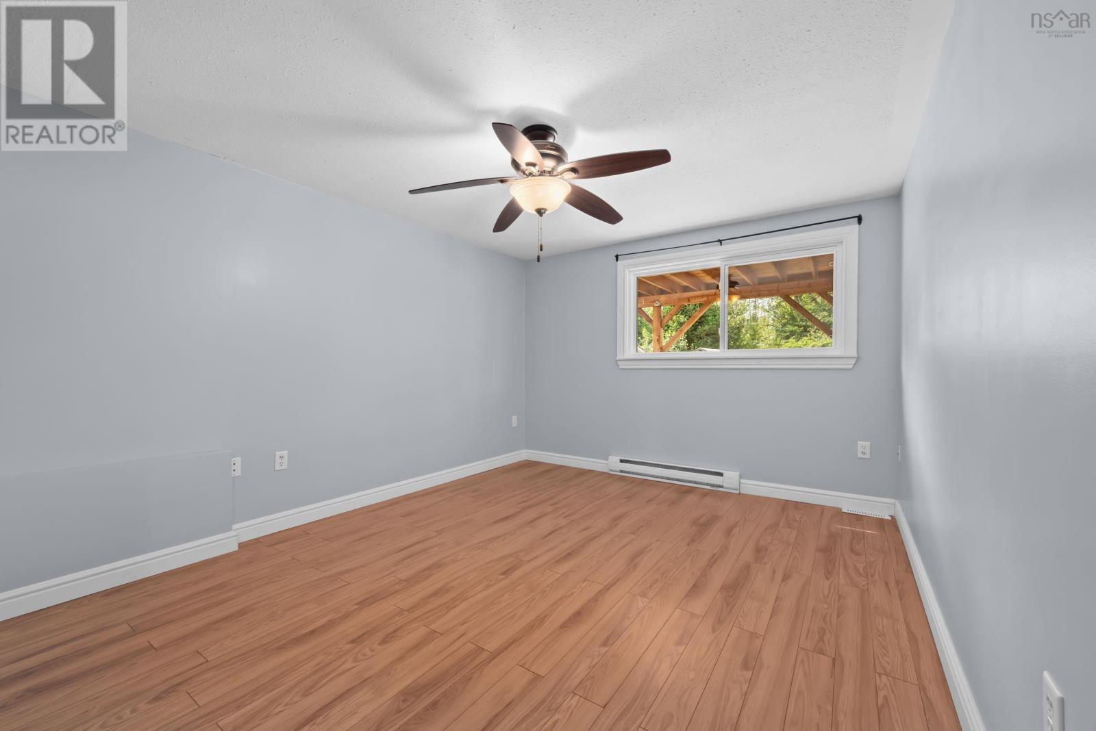 33 Brookview Drive photo 16