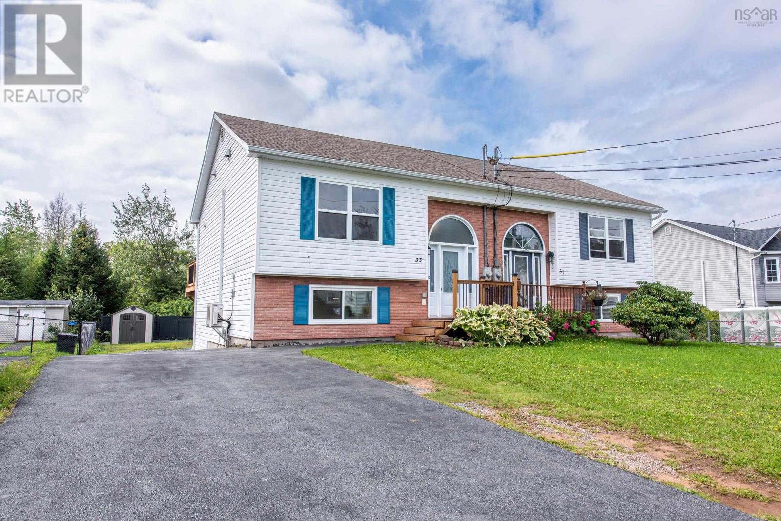 33 Brookview Drive photo 2