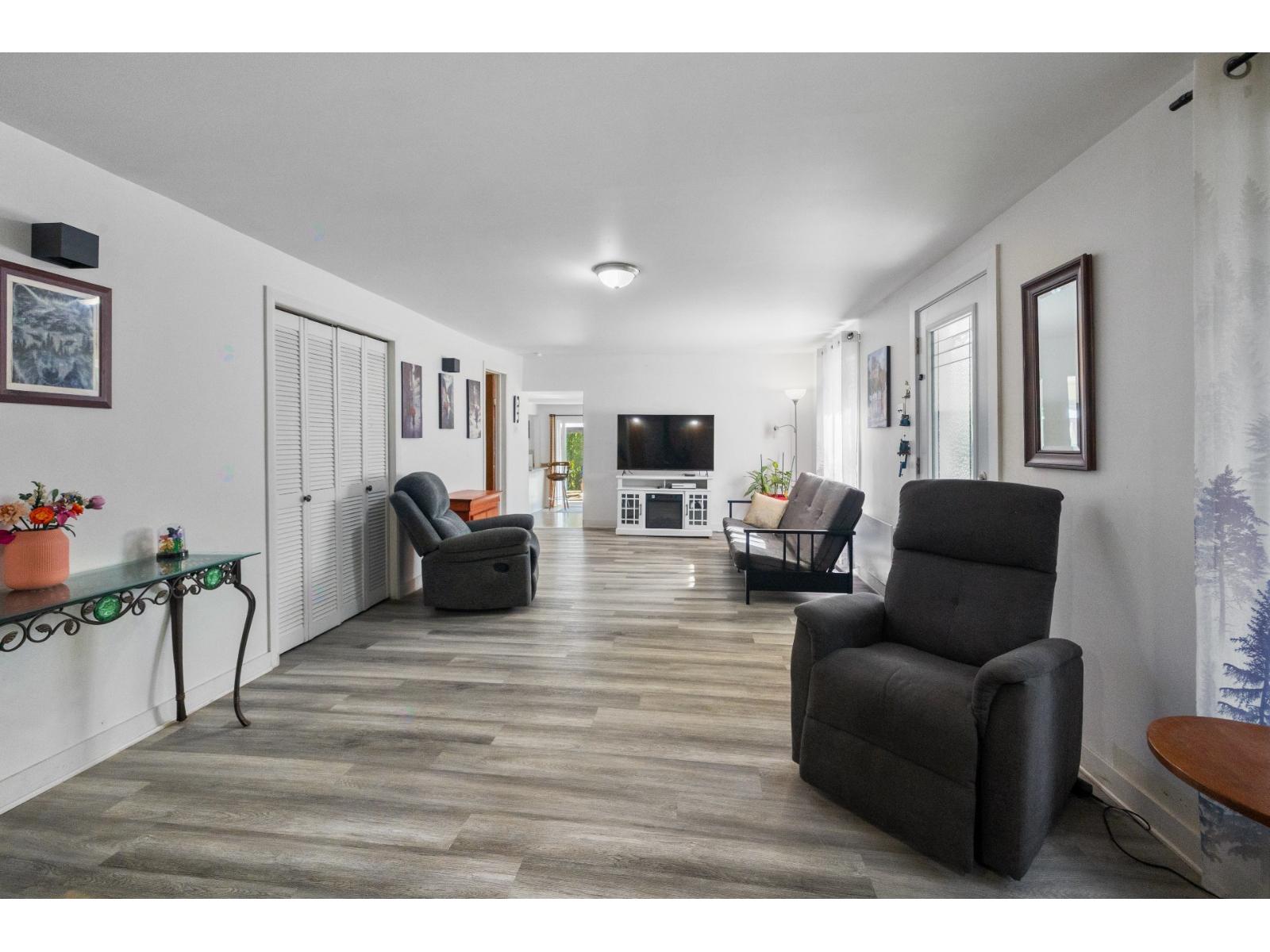 3183 3e avenue du Lac-Quinn Sainte-Julienne Quebec Canada J0K2T0 5