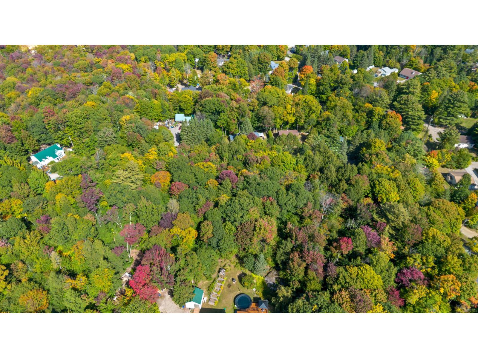 707 3e avenue du Lac-Quinn Sainte-Julienne Quebec Canada J0K2T0 4