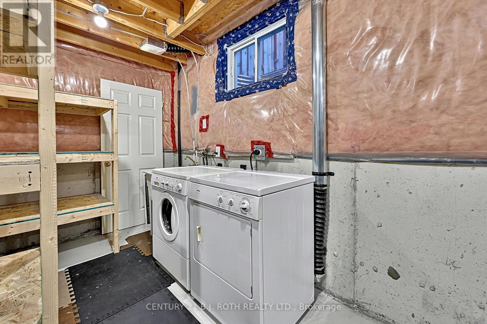 12 Lamont Crescent, Barrie (Ardagh), Ontario L4N 2G8 - Photo 26 - S13822274