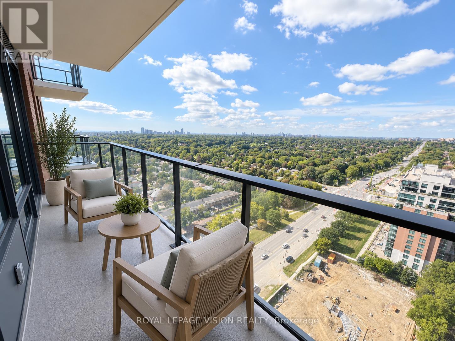 2201 - 4010 EGLINTON AVENUE W, Toronto, Ontario