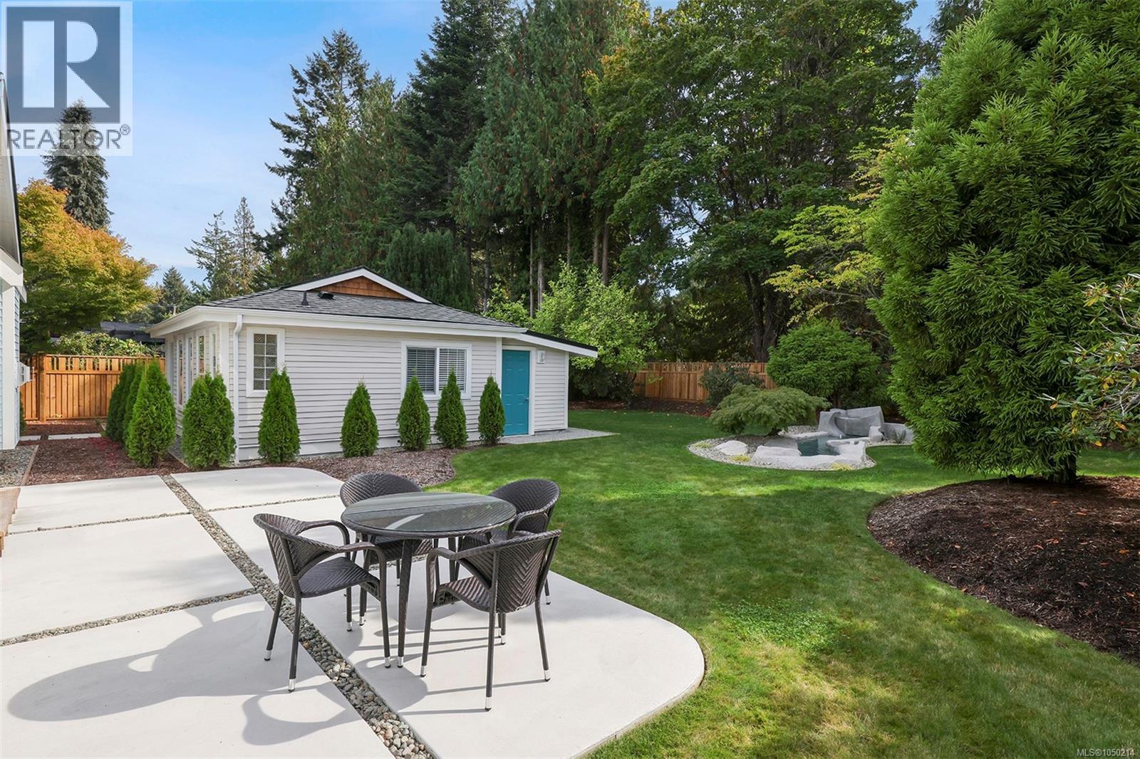 164 Crescent Rd E, Qualicum Beach, British Columbia V9K 1L6 - Photo 12 - 1050214
