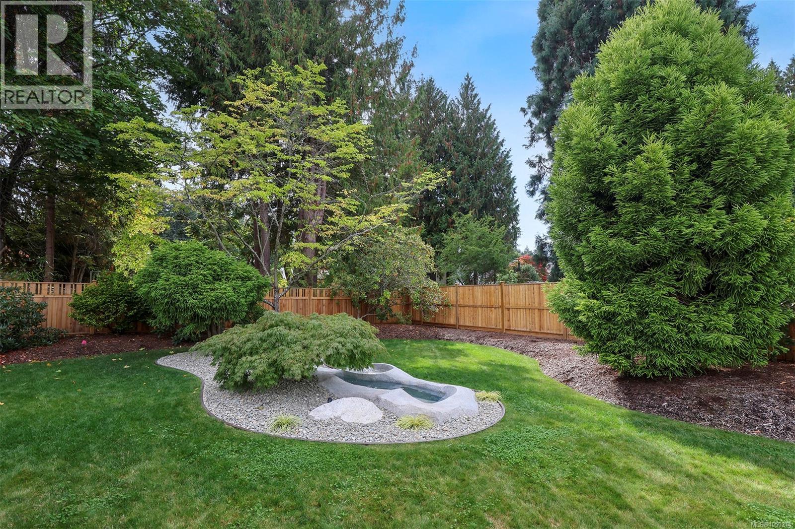164 Crescent Rd E, Qualicum Beach, British Columbia V9K 1L6 - Photo 58 - 1050214
