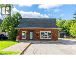 239 ONTARIO STREET, Sarnia, Ontario