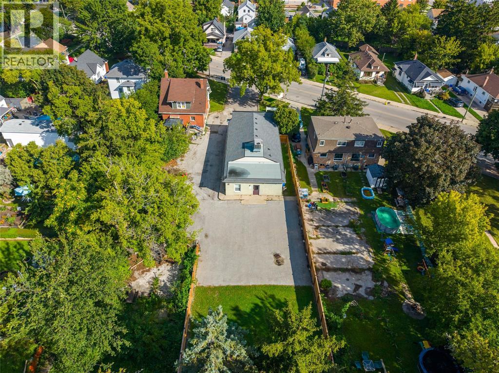 239 Ontario Street, Sarnia, Ontario  N7T 1L6 - Photo 27 - 26020979