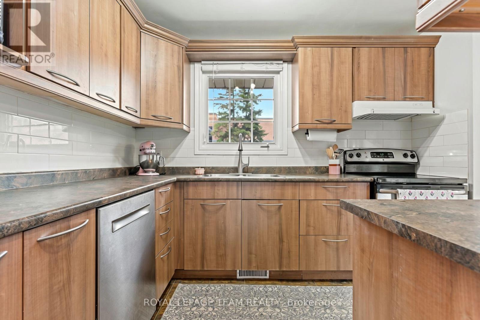 455 Kintyre Private, Ottawa, Ontario  K2C 3M9 - Photo 10 - X13822316