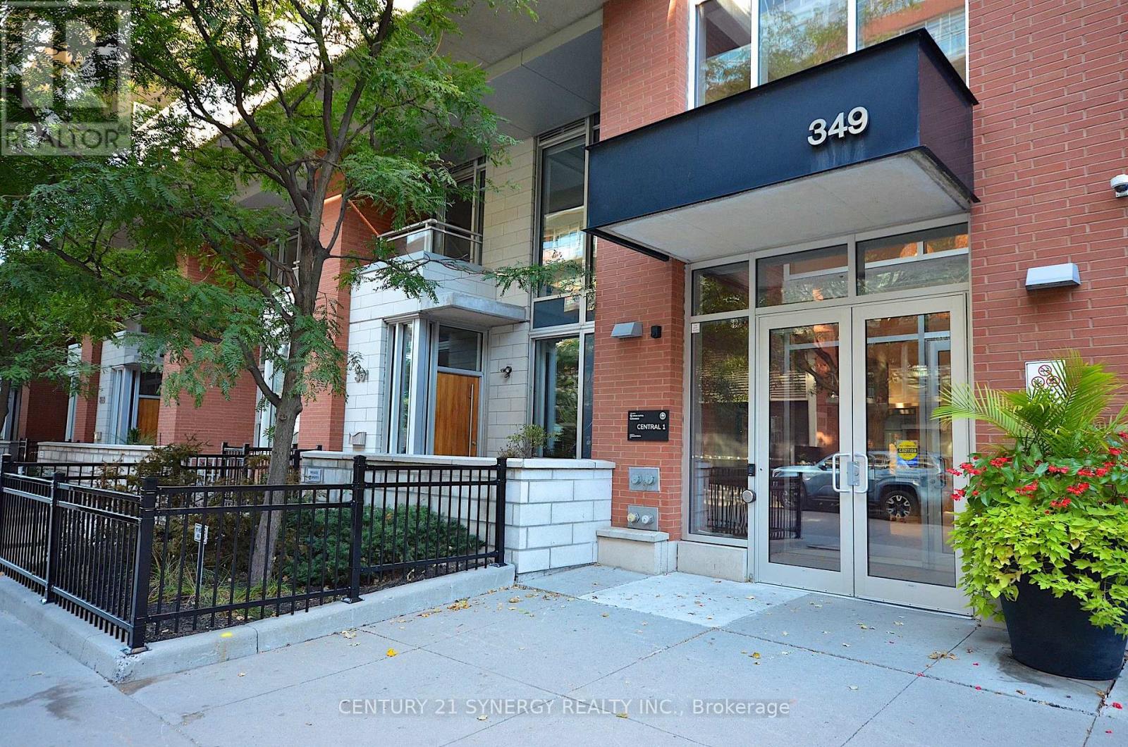 213 - 354 Gladstone Avenue, Ottawa, Ontario  K2P 1Y7 - Photo 2 - X13822394