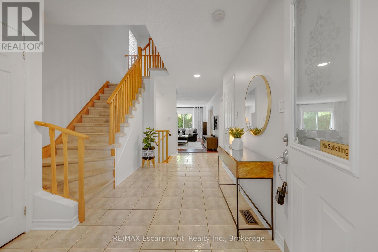 1194 Old Oak Drive, Oakville, Ontario  L6M 3K7 - Photo 4 - W13822368