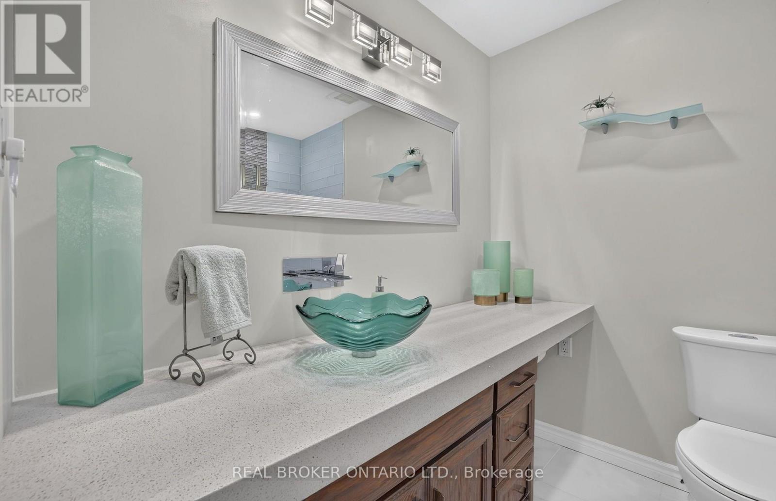 20417 Centre Street, East Gwillimbury, Ontario  L0G 1M0 - Photo 28 - N13819556