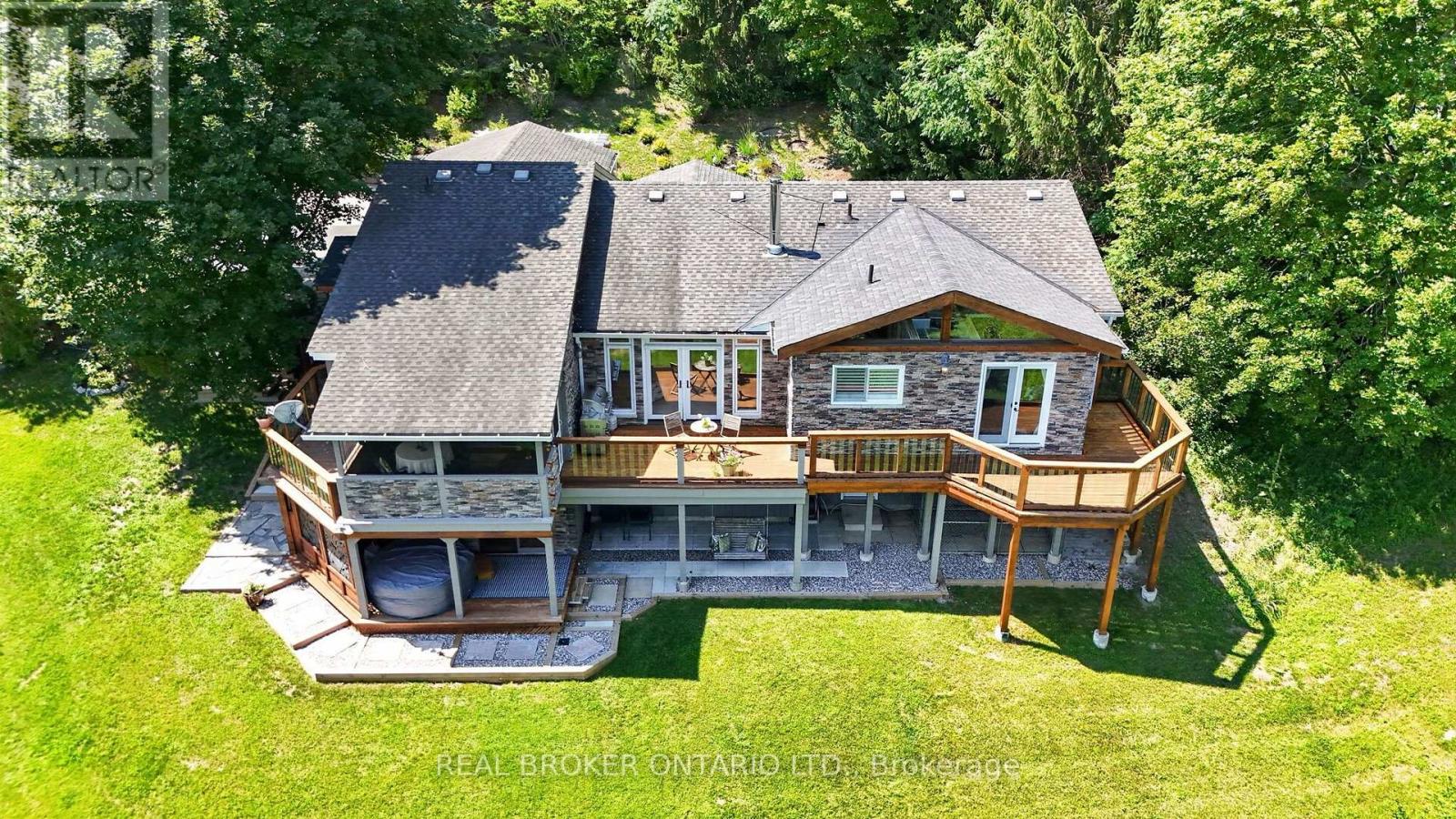 20417 Centre Street, East Gwillimbury, Ontario  L0G 1M0 - Photo 45 - N13819556