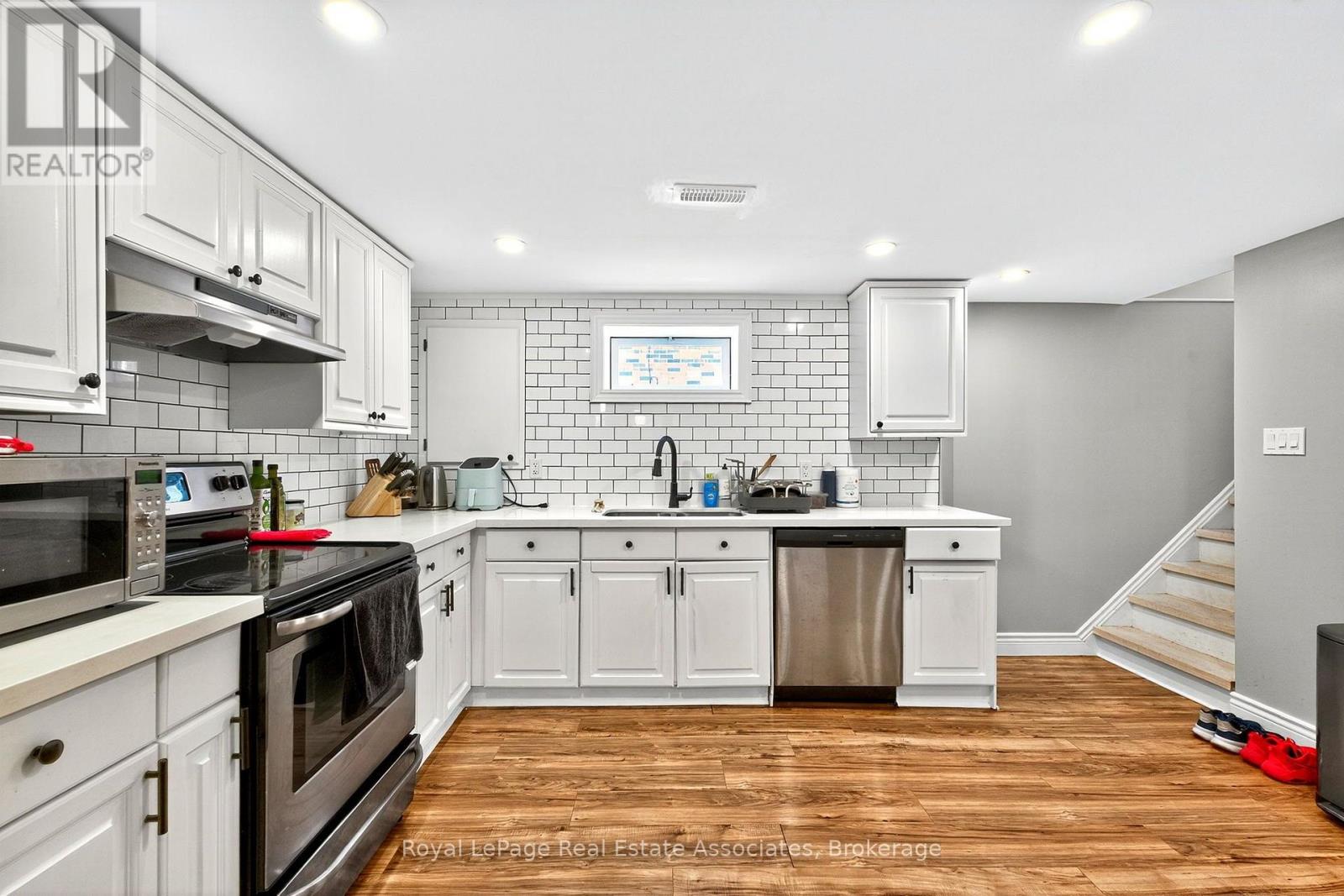 Lower - 312 East 45th Street, Hamilton, Ontario L8T 3K8 - Photo 4 - X13785014