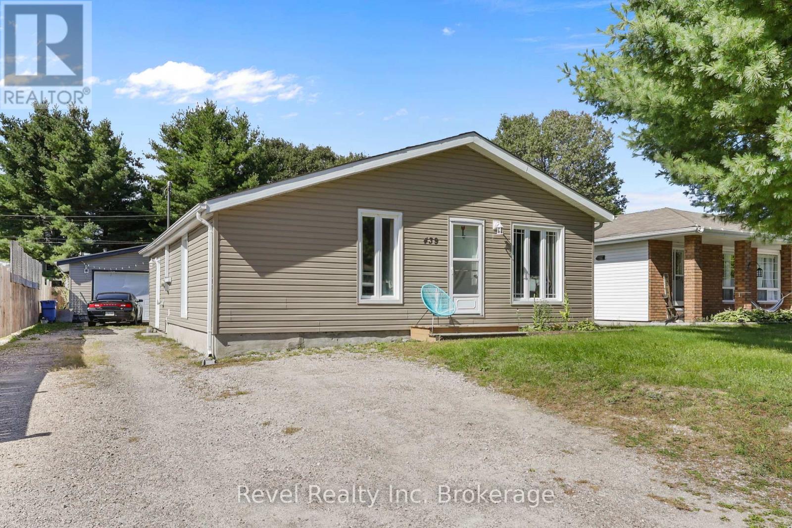 439 Mageau Street, West Nipissing, Ontario  P2B 3G5 - Photo 2 - X13822348