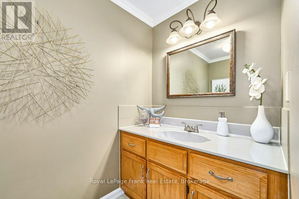 1006 Cardinal Court, Oshawa, Ontario  L1G 6Y4 - Photo 32 - E13822374