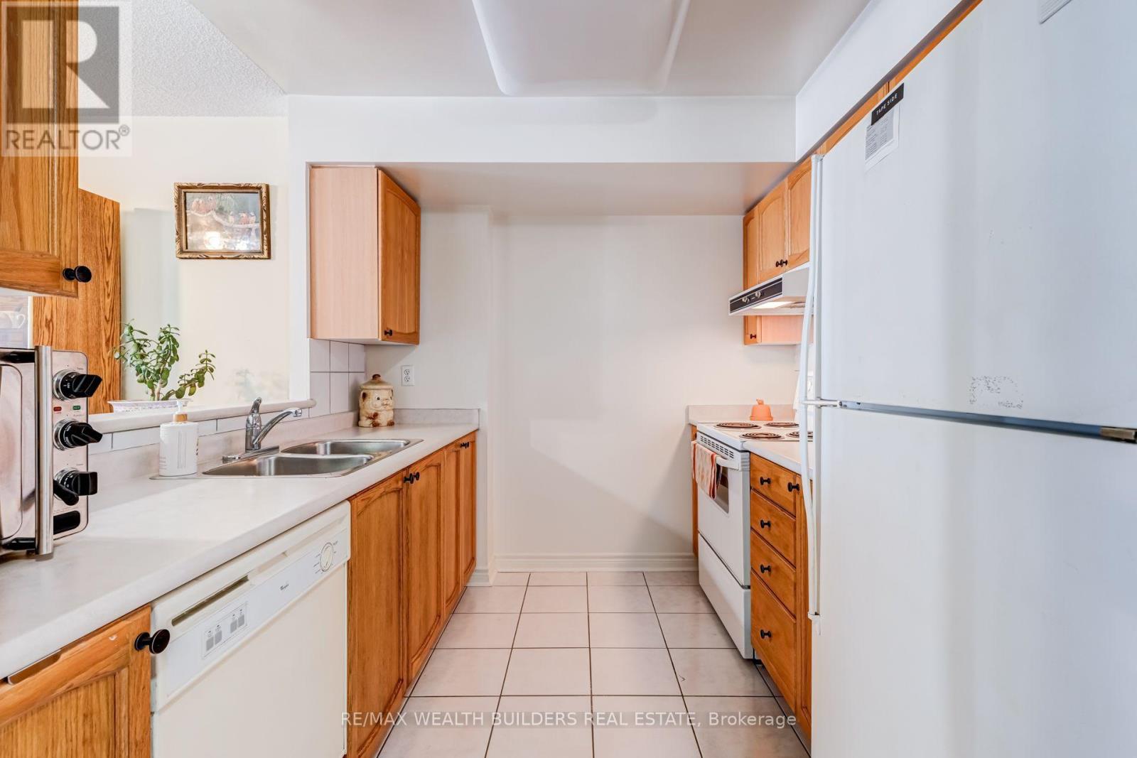 Sp09 - 70 Mill Street, Toronto (Waterfront Communities), Ontario  M5A 4R1 - Photo 5 - C13822328