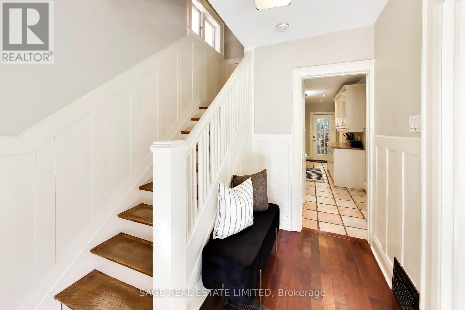 57 Edith Drive, Toronto, Ontario  M4R 1Z1 - Photo 4 - C13822352