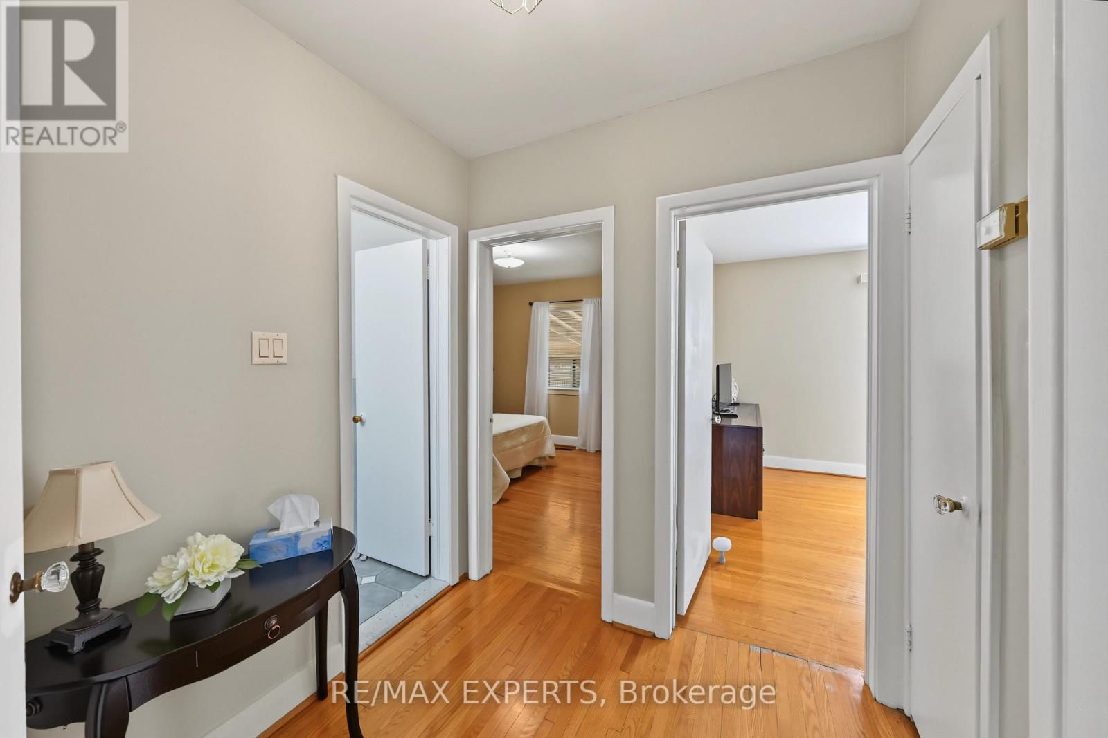 129 Sultana Avenue, Toronto (Englemount-Lawrence), Ontario  M6A 1T6 - Photo 22 - C13822354