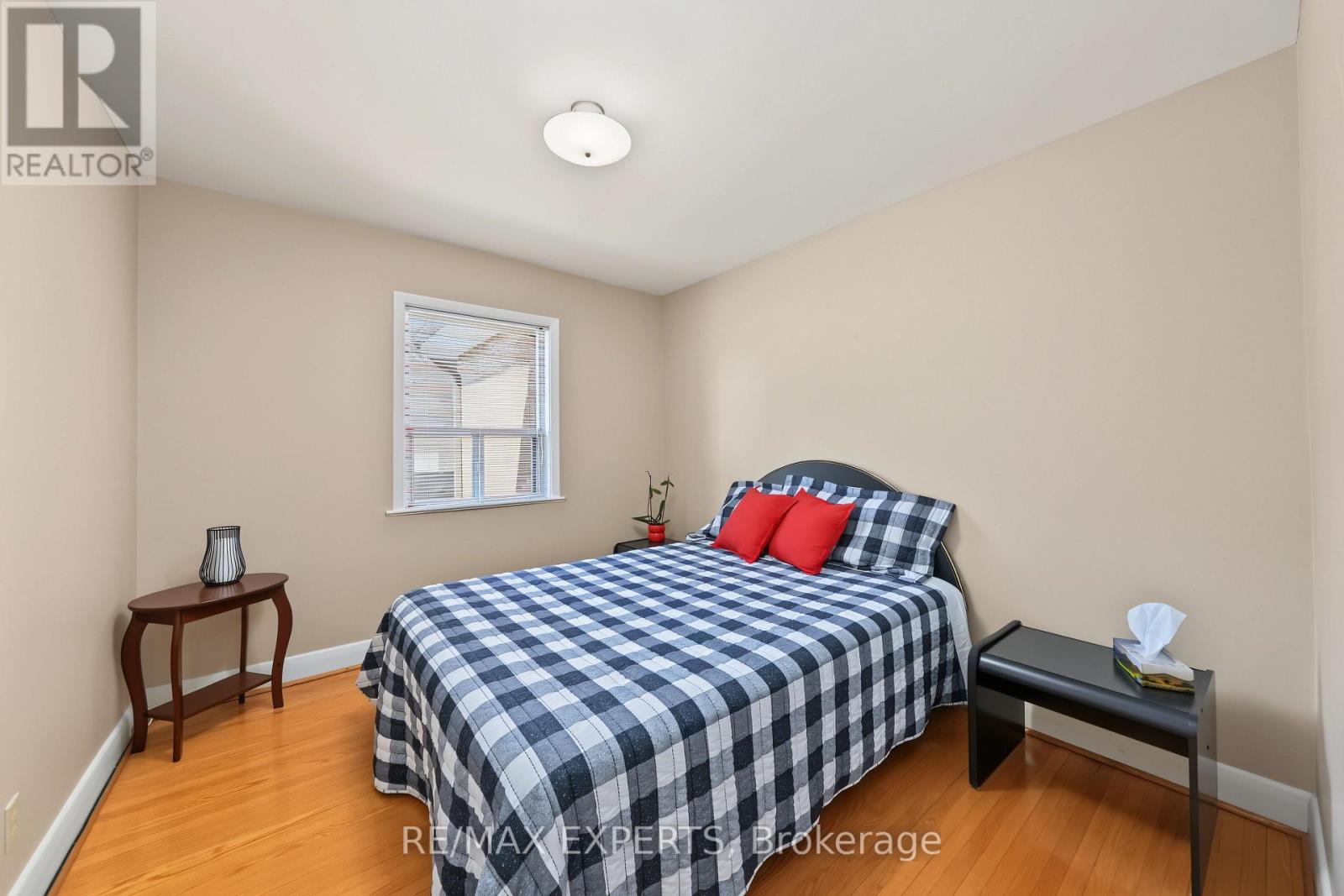 129 Sultana Avenue, Toronto (Englemount-Lawrence), Ontario  M6A 1T6 - Photo 23 - C13822354