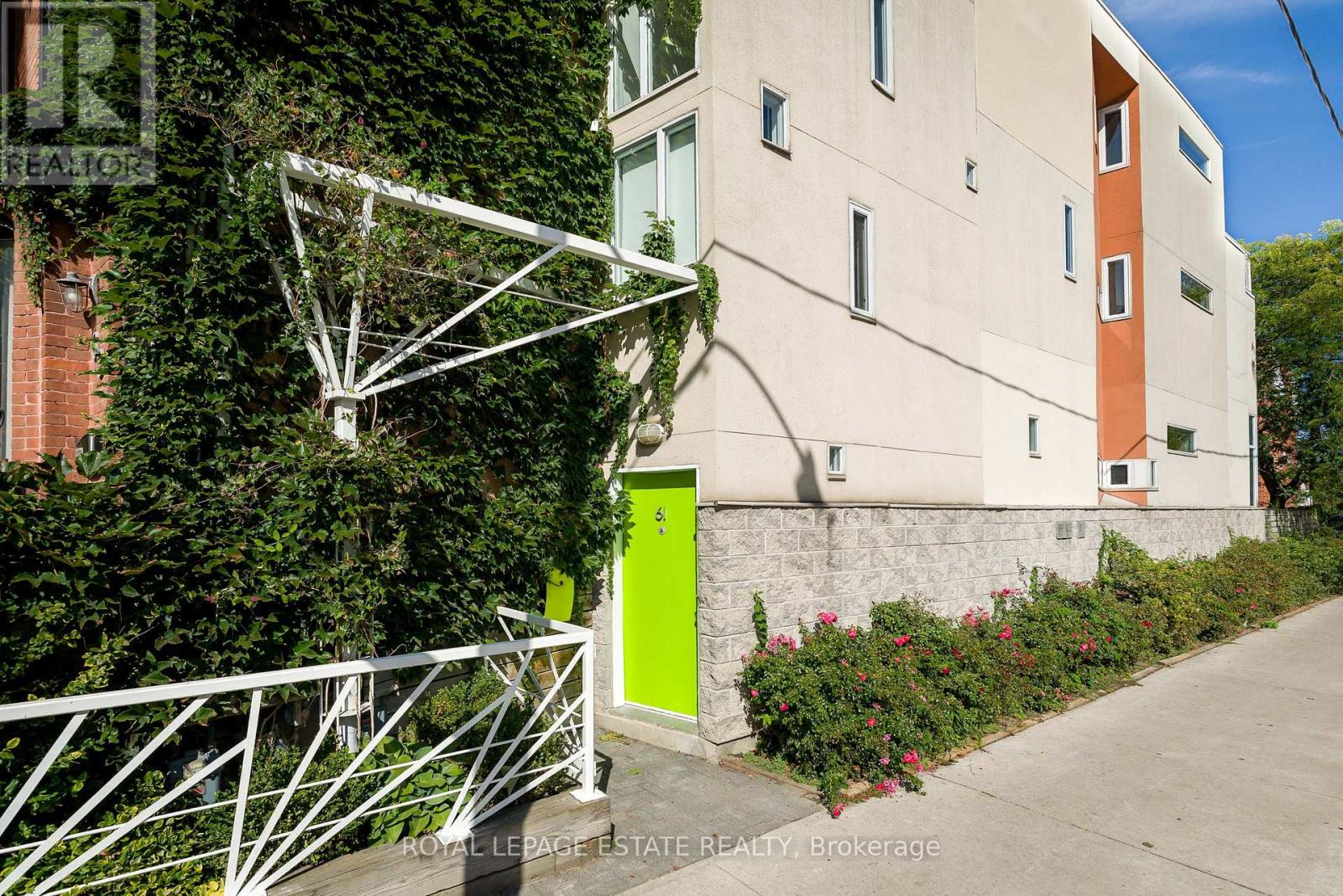61 SEATON STREET, Toronto, Ontario