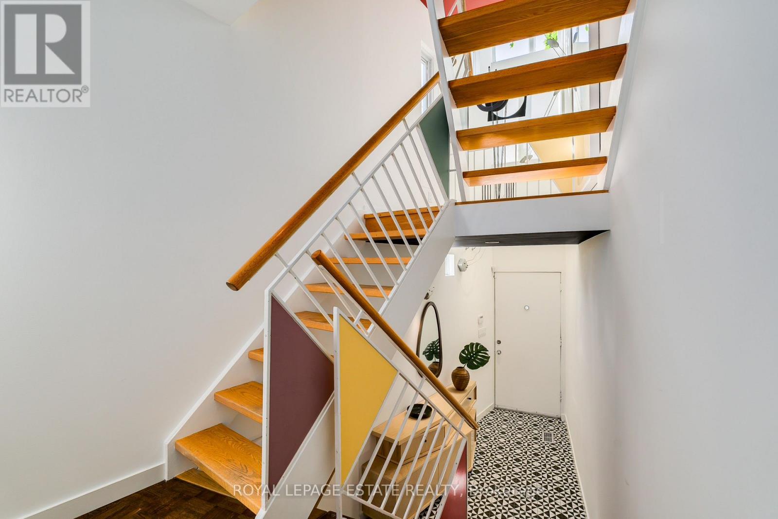 61 Seaton Street, Toronto, Ontario  M5A 2T2 - Photo 2 - C13822414