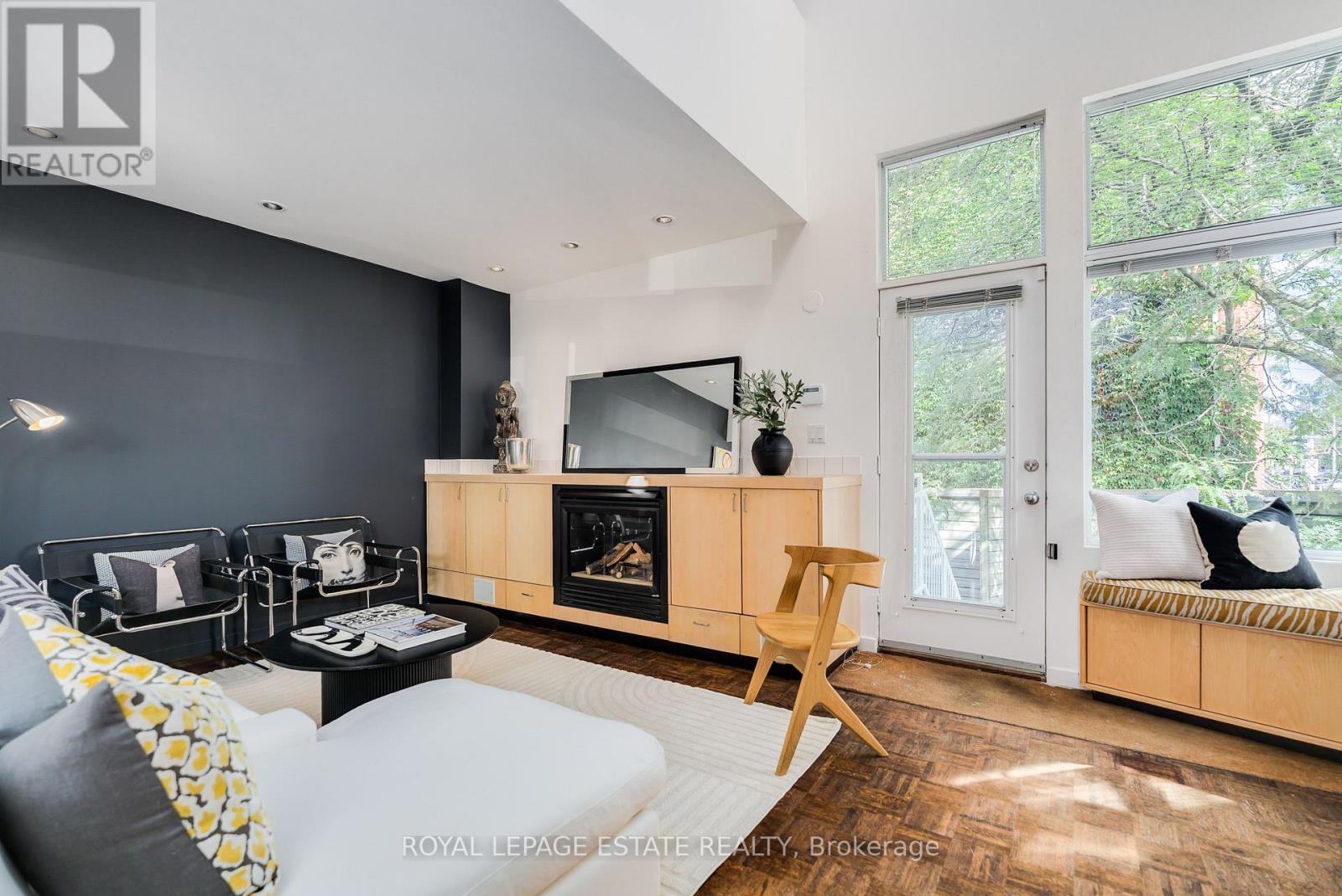 61 Seaton Street, Toronto, Ontario  M5A 2T2 - Photo 8 - C13822414
