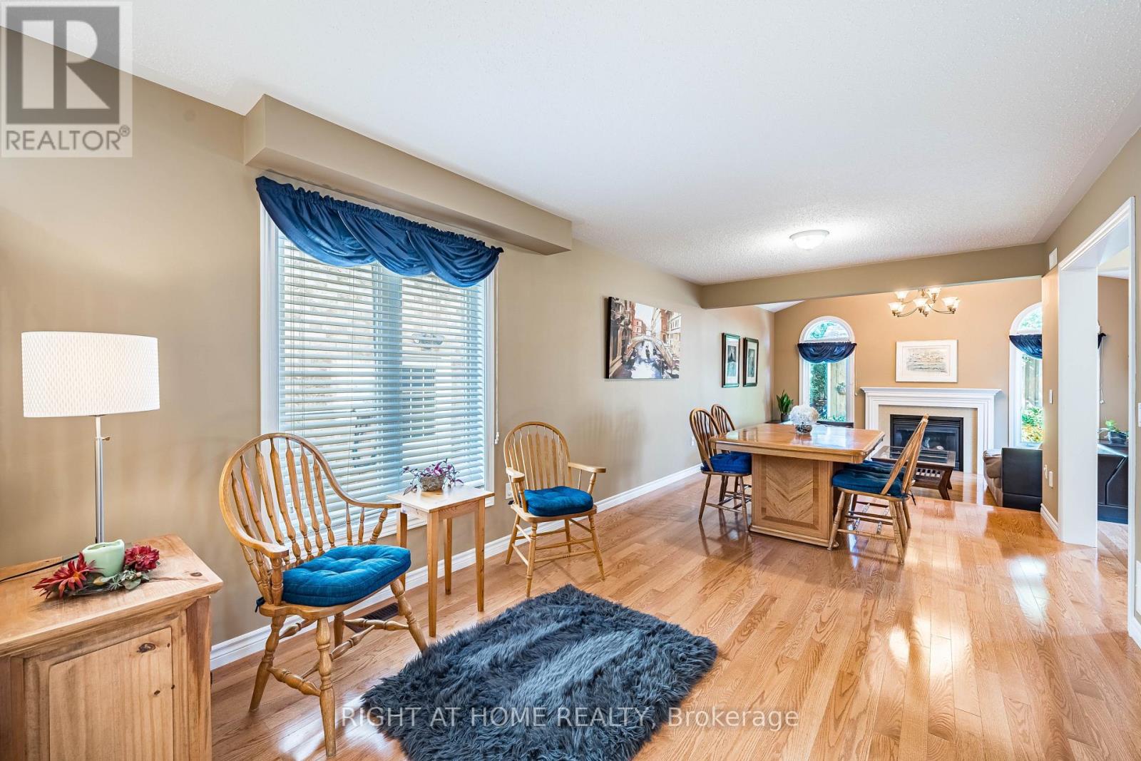 1352 Wadebridge Crescent, Oshawa, Ontario  L1K 3B2 - Photo 5 - E13822314