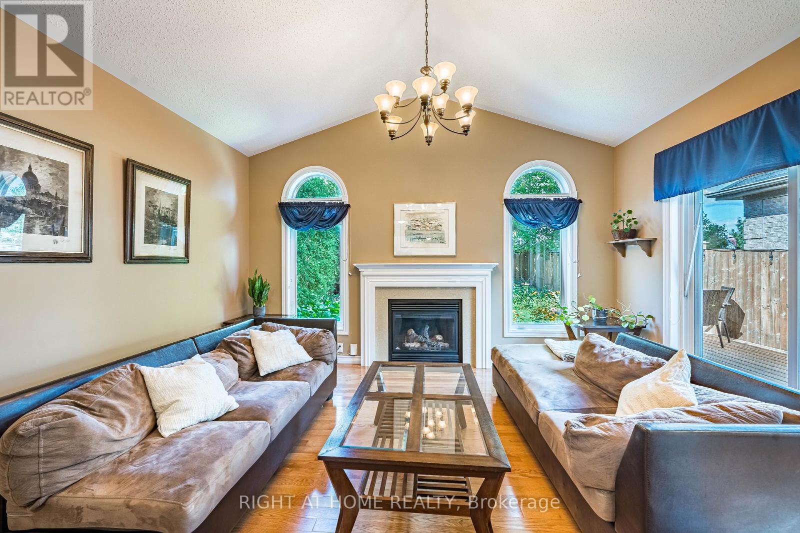 1352 Wadebridge Crescent, Oshawa, Ontario  L1K 3B2 - Photo 8 - E13822314