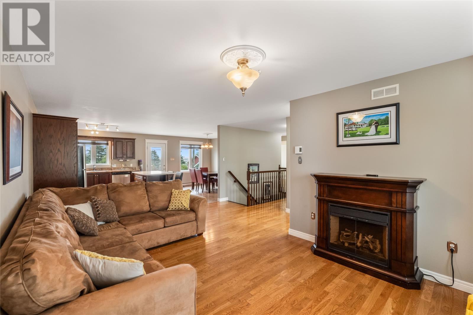 86 Hollyberry Drive, Paradise — photo 11