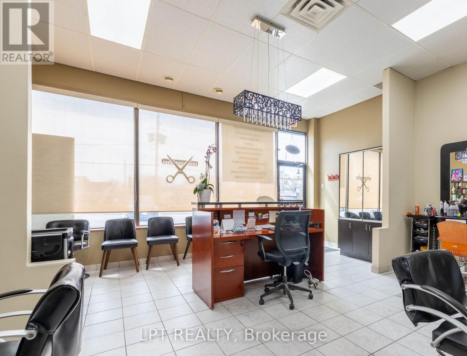 3 - 15461 Yonge Street, Aurora, Ontario  L4G 1P3 - Photo 3 - N13822378