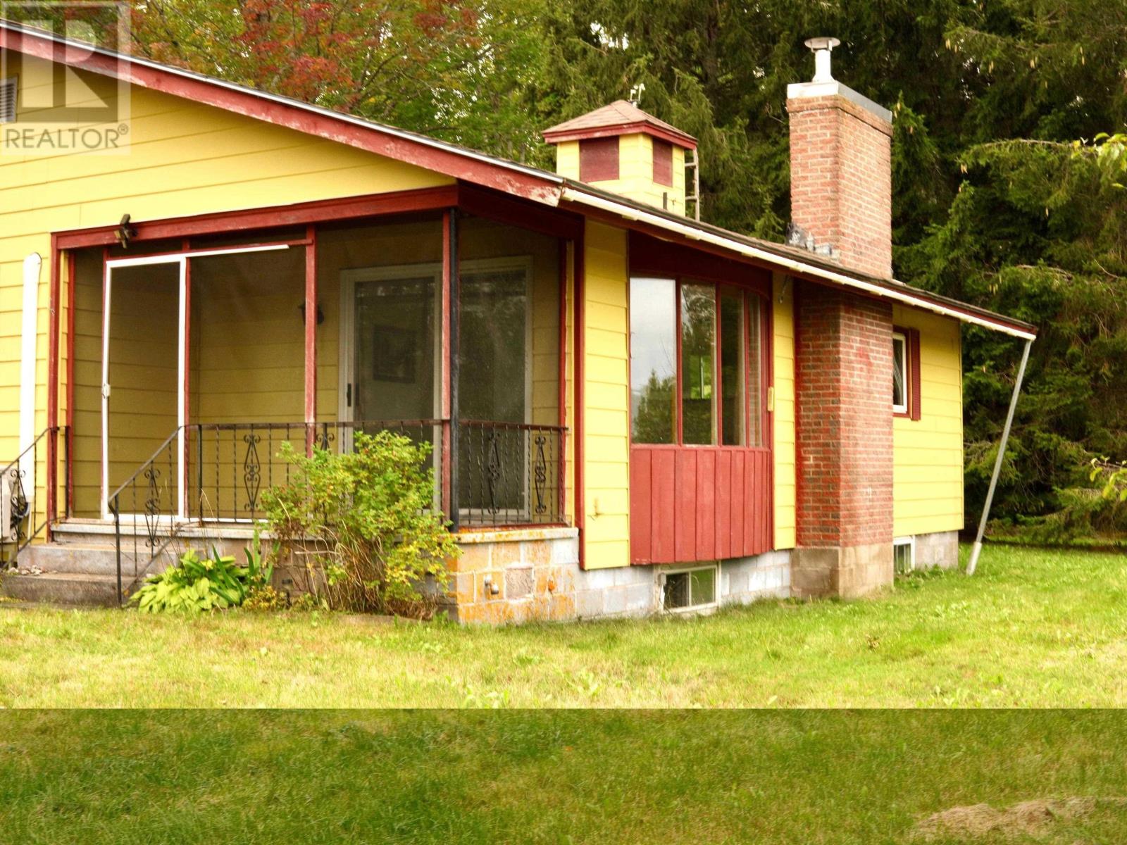 429 Victoria Road, Nicholsville, Nova Scotia  B0P 1C0 - Photo 2 - 202624215