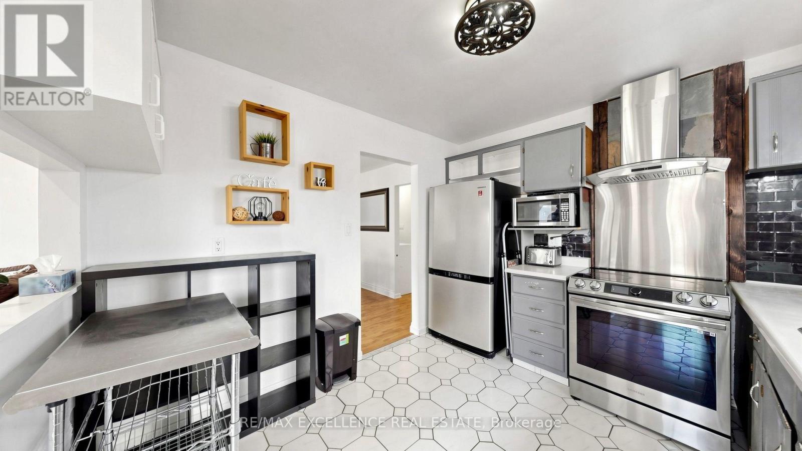 28 Glenvale Boulevard, Brampton (Northgate), Ontario  L6S 1J1 - Photo 15 - W13822376