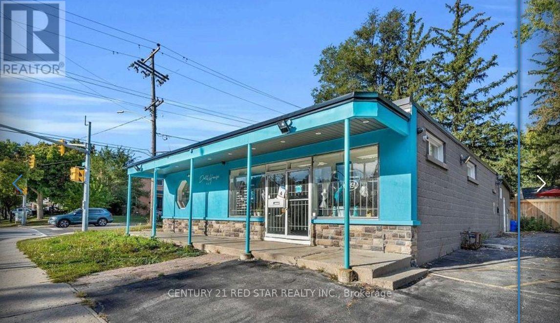 3 - 44 Centre Street N, Brampton, Ontario  L6V 1S8 - Photo 3 - W13822430