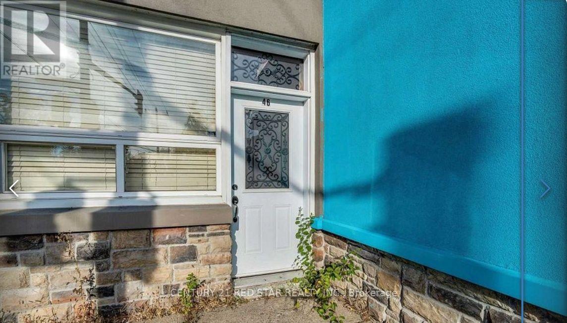 3 - 44 Centre Street N, Brampton, Ontario  L6V 1S8 - Photo 4 - W13822430