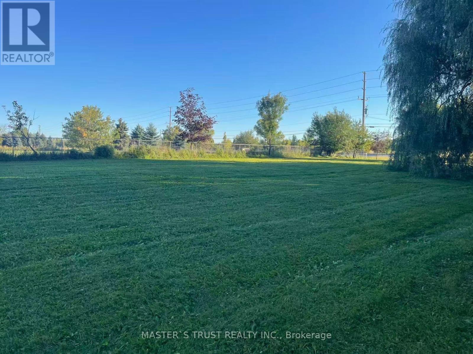 22156 Leslie Street N, East Gwillimbury, Ontario  L0G 1R0 - Photo 2 - N13679462