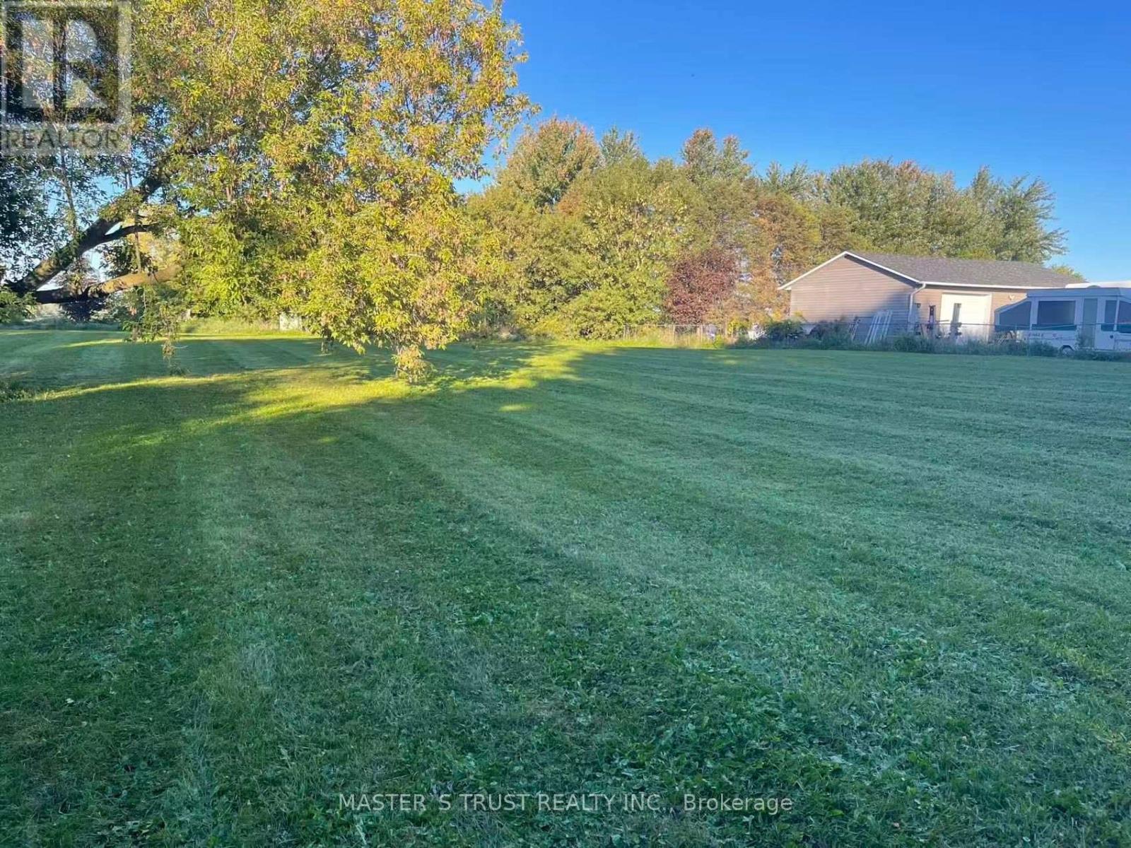 22156 Leslie Street N, East Gwillimbury, Ontario  L0G 1R0 - Photo 7 - N13679462