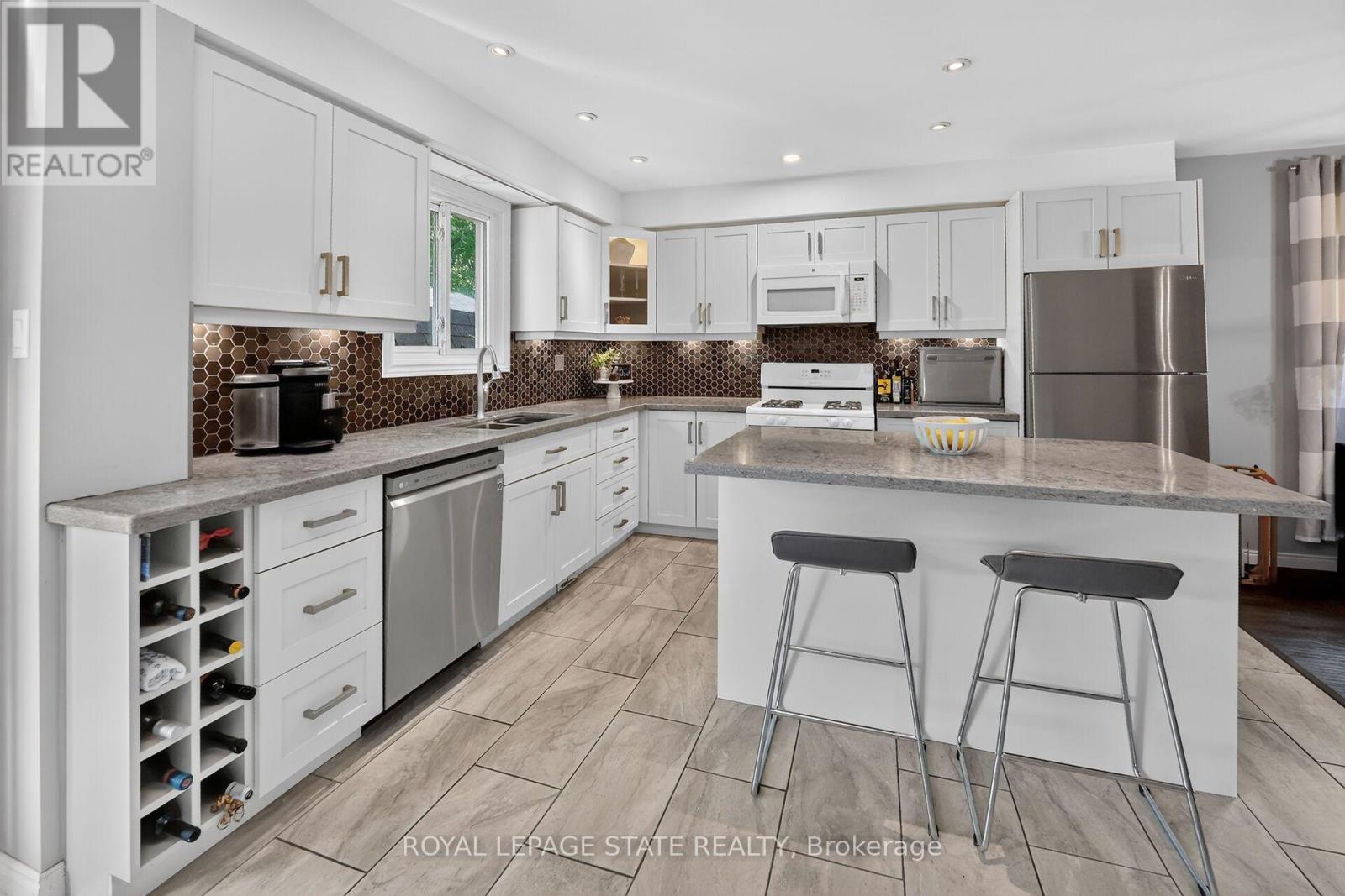 31 Princess Boulevard, Grimsby (Grimsby Beach), Ontario  L3M 5A8 - Photo 14 - X13822410