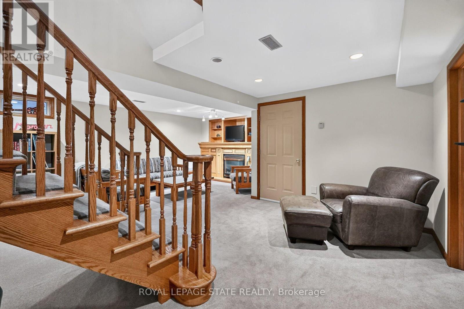 31 Princess Boulevard, Grimsby (Grimsby Beach), Ontario  L3M 5A8 - Photo 36 - X13822410