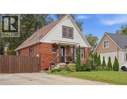 42 DELEVAN Crescent, Hamilton, Ontario