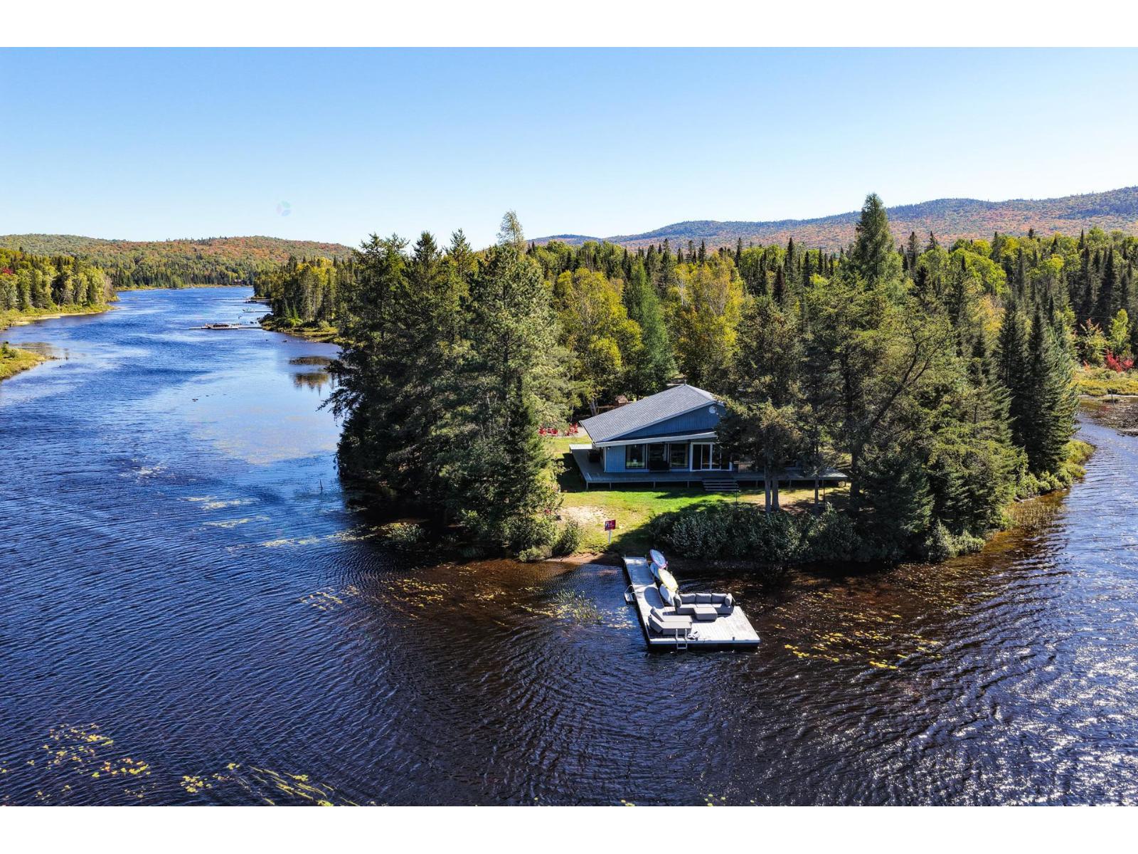 603 Ch. du Lac-Baribeau Saint-Donat Quebec Canada J0T2C0 2