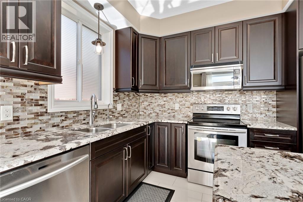 621 Sundew Drive, Waterloo, Ontario  N2V 0C1 - Photo 18 - 40865790
