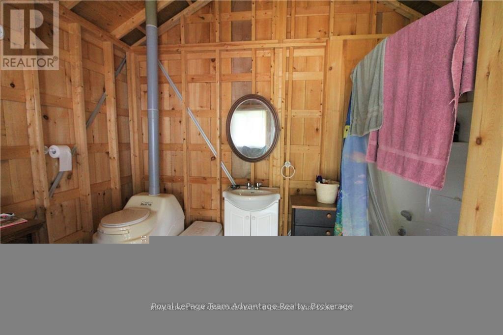9130 Harris Lake Wa, Whitestone, Ontario  P0A 1G0 - Photo 3 - X13636840