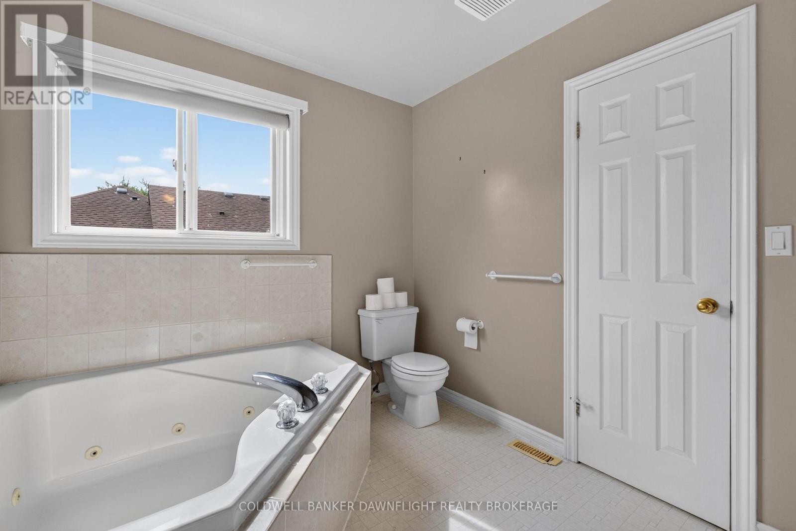312 Beech Street, Lucan Biddulph, Ontario  N0M 2J0 - Photo 24 - X13822466