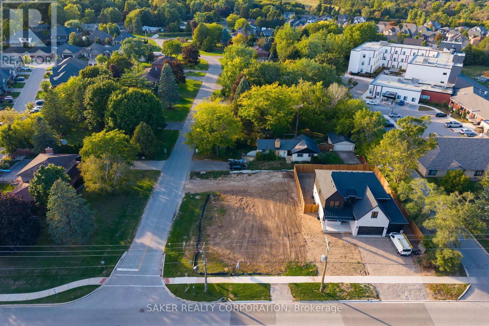 10056 Oxbow Drive, Middlesex Centre, Ontario  N0L 1R0 - Photo 7 - X13822524