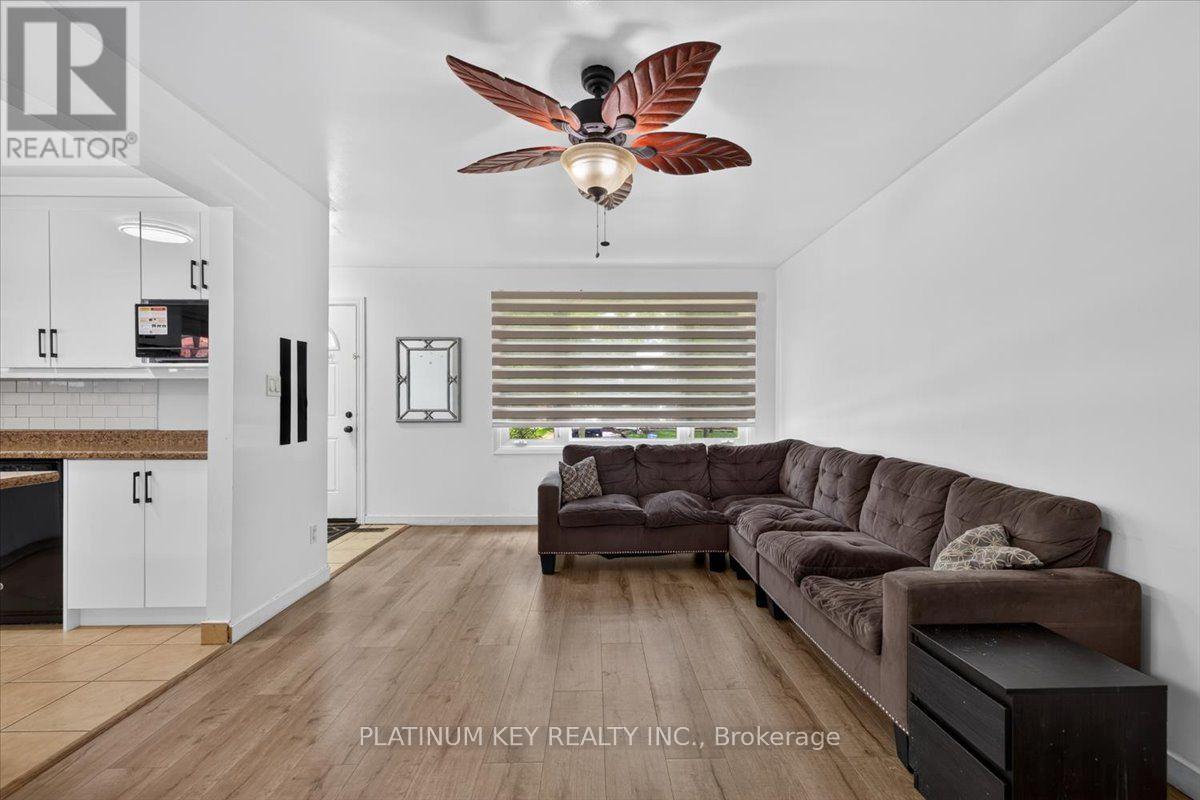 15 Garland Crescent, London East, Ontario  N5V 1N4 - Photo 3 - X13822536