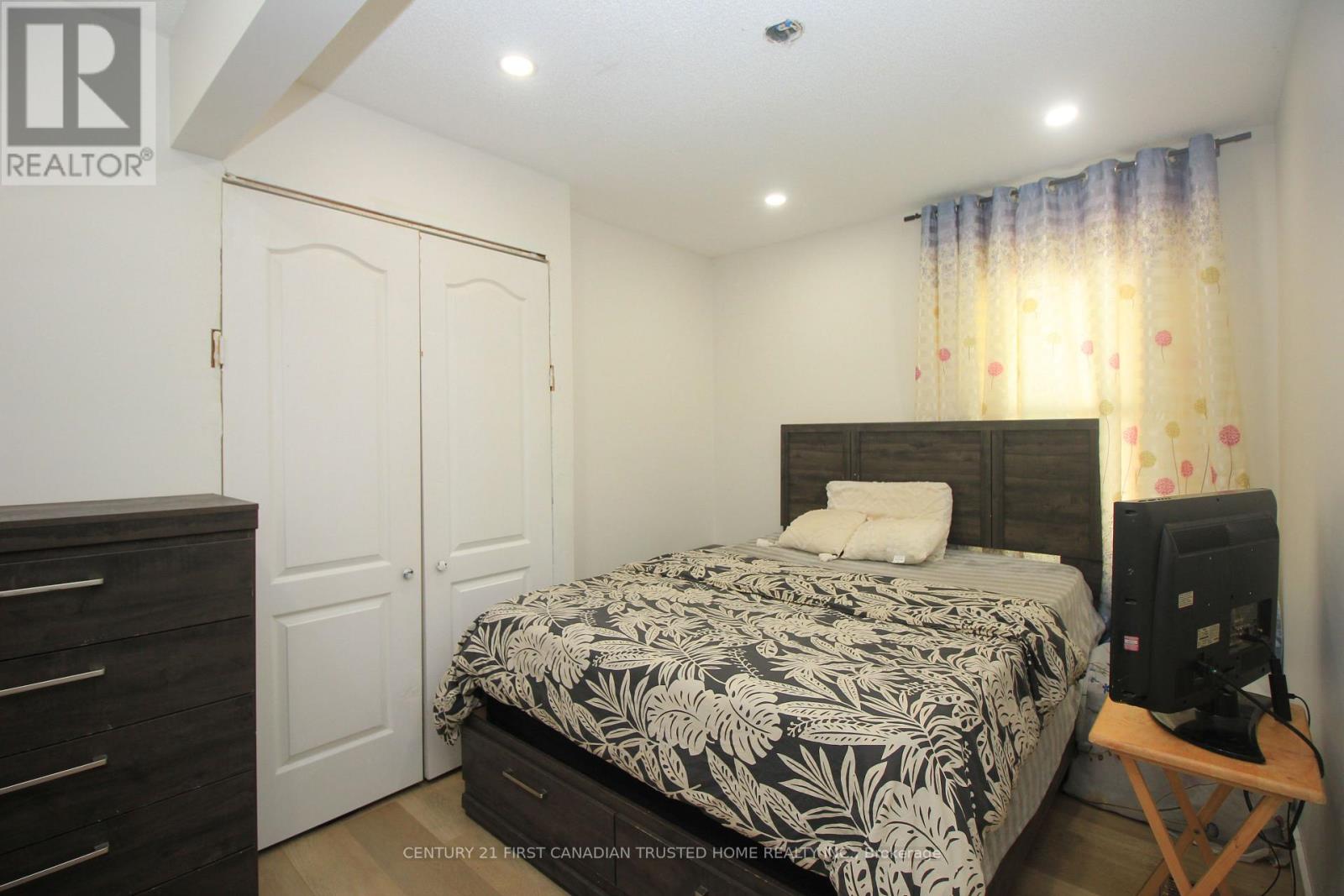 190 Helena Avenue, London South, Ontario  N5Z 3M2 - Photo 9 - X13822540