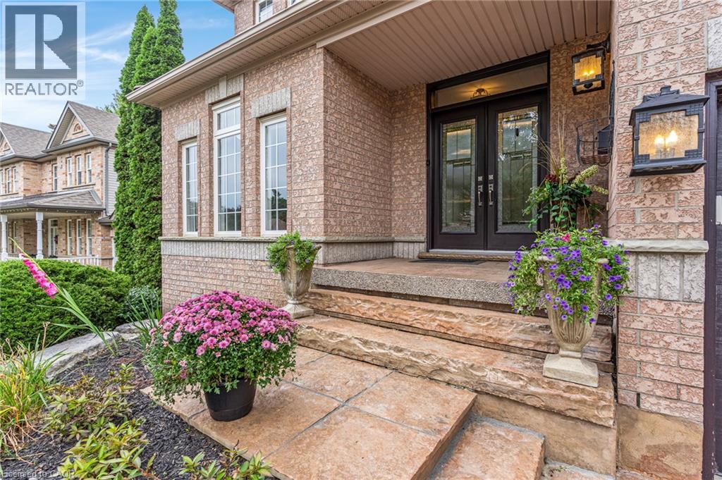 27 Autumn Ridge Trail, Kitchener, Ontario  N2P 2J6 - Photo 3 - 40864039