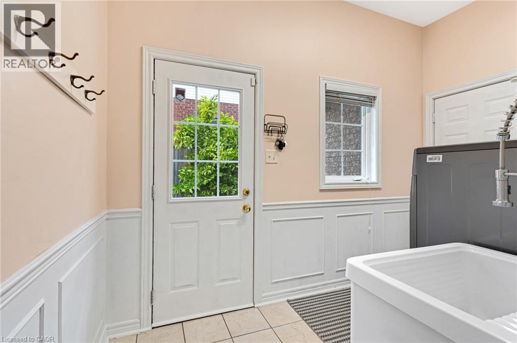 27 Autumn Ridge Trail, Kitchener, Ontario  N2P 2J6 - Photo 20 - 40864039