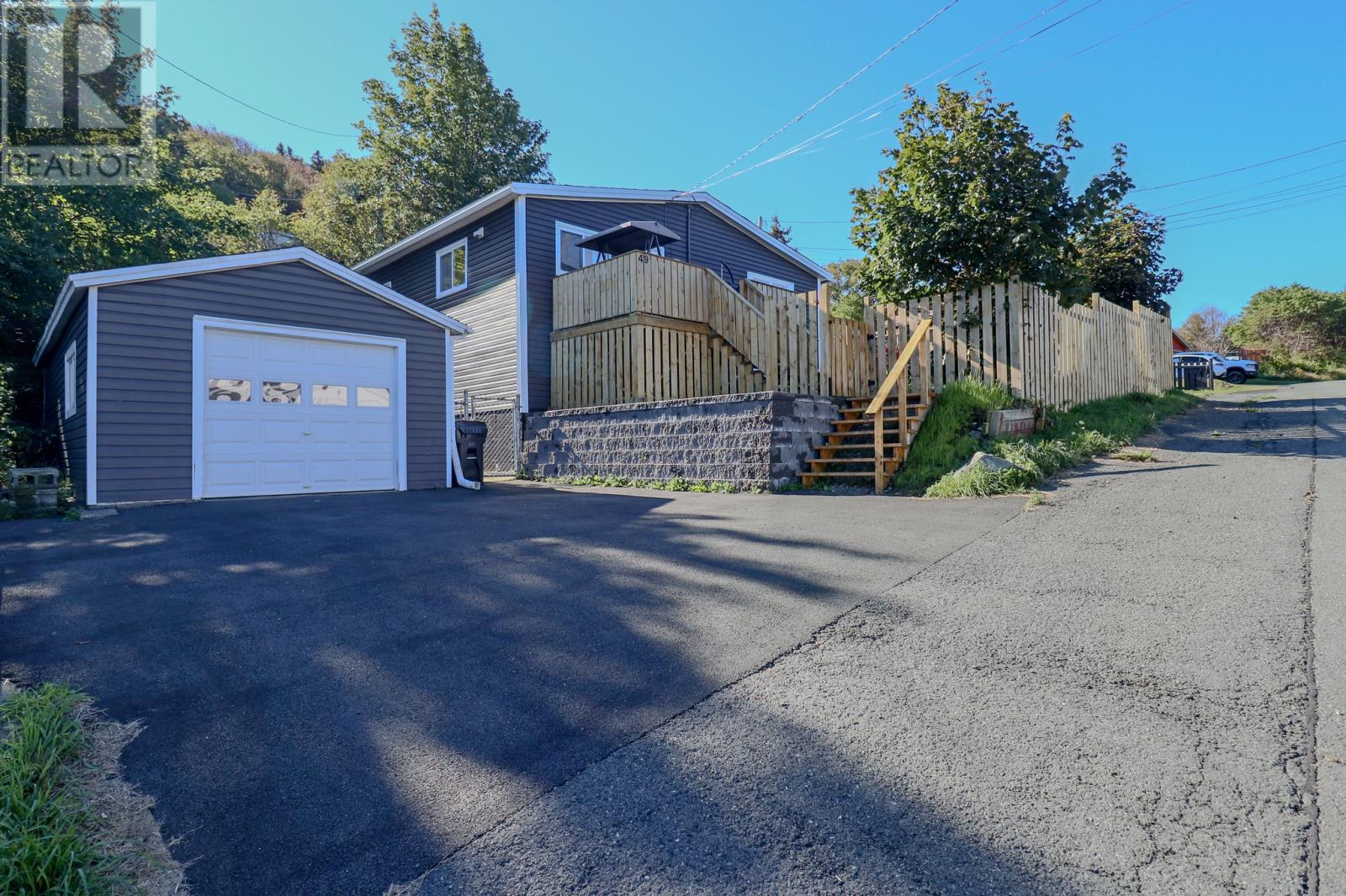 49 Maxwell Place, St. John's
